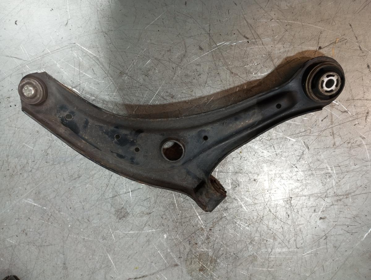 Brazo suspensión delantero izquierdo FORD Fiesta VII (HJ, HF) Imagem-1