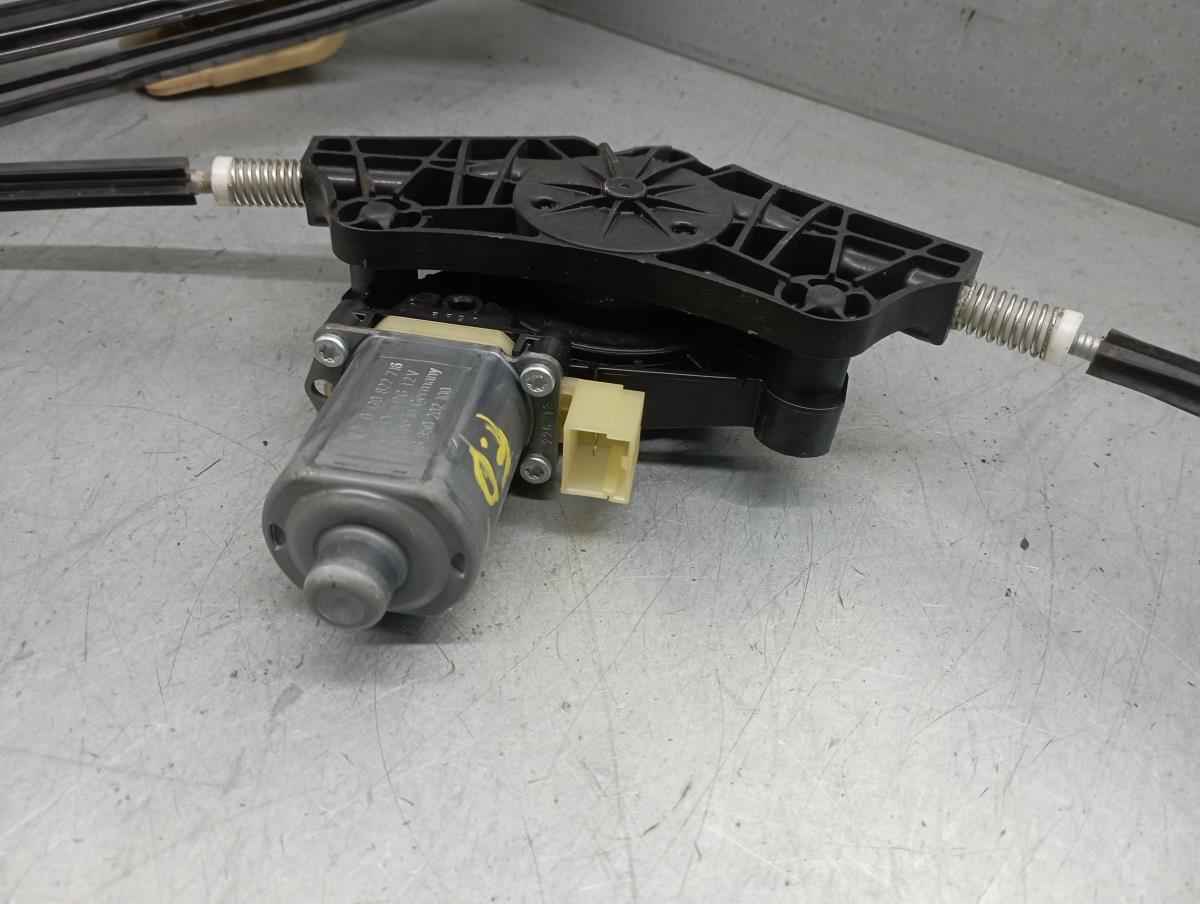 Right front window regulator VOLKSWAGEN Golf VII (5G1, BQ1, BE1, BE2) Imagem-2