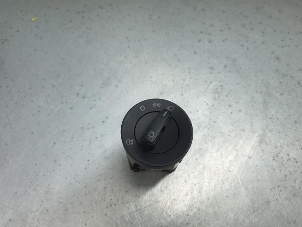 Botão / interruptor de luzes VOLKSWAGEN Polo (6R, 6C)
