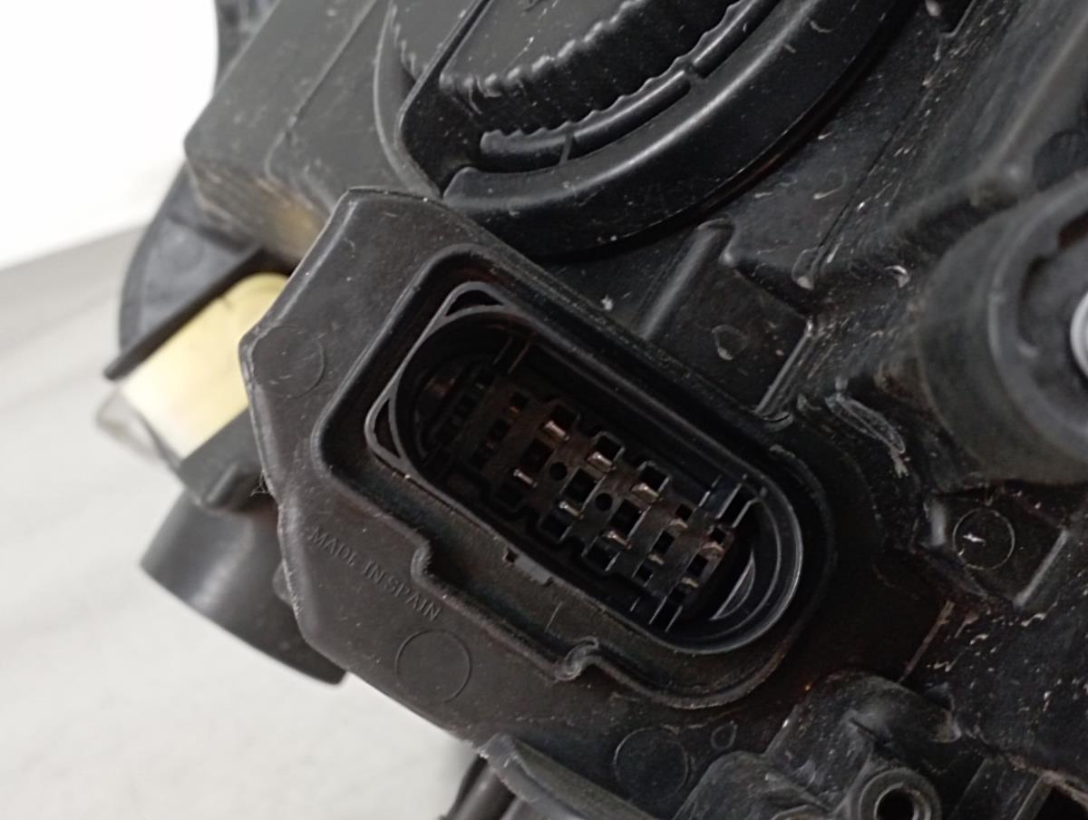 Phare avant Droit VOLKSWAGEN T-Roc Cabriolet Imagem-6