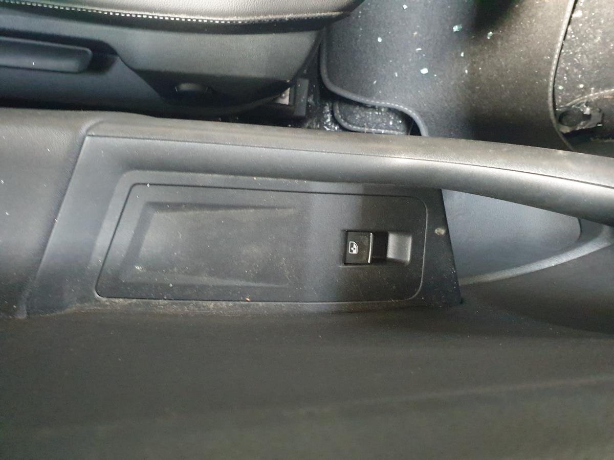 Mando / interruptor elevalunas delantero derecho VOLKSWAGEN T-Roc Cabriolet