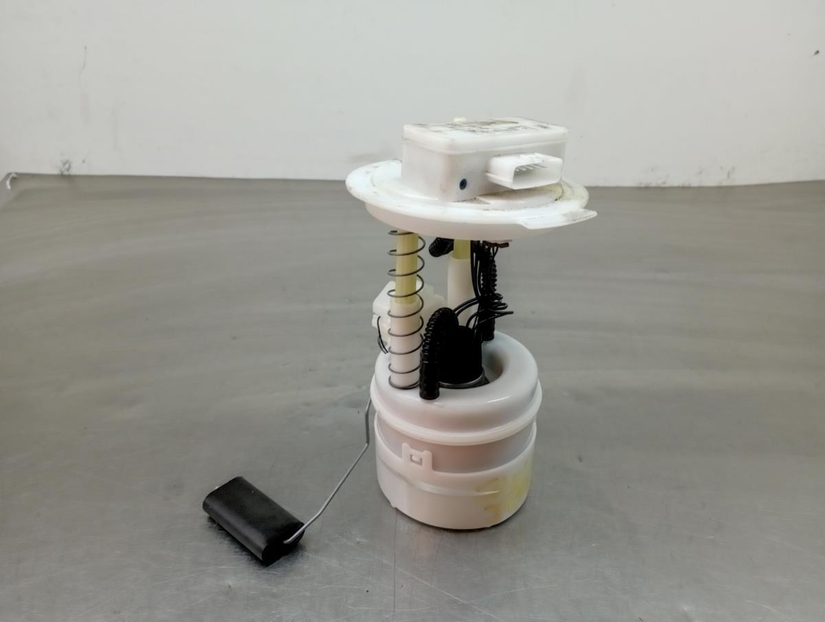 Bomba de combustível DACIA Sandero III
