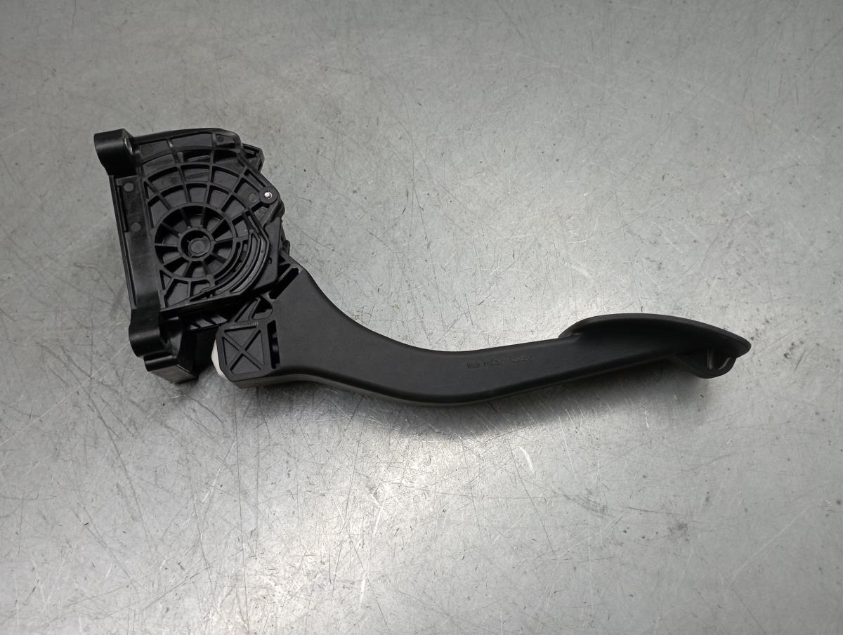 Pedal do acelerador PEUGEOT 308 II Imagem-2