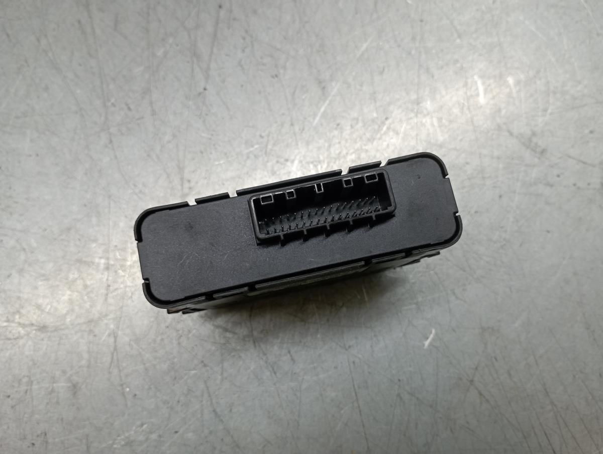 Modulo gateway RENAULT Clio V (BF_) Imagem-1