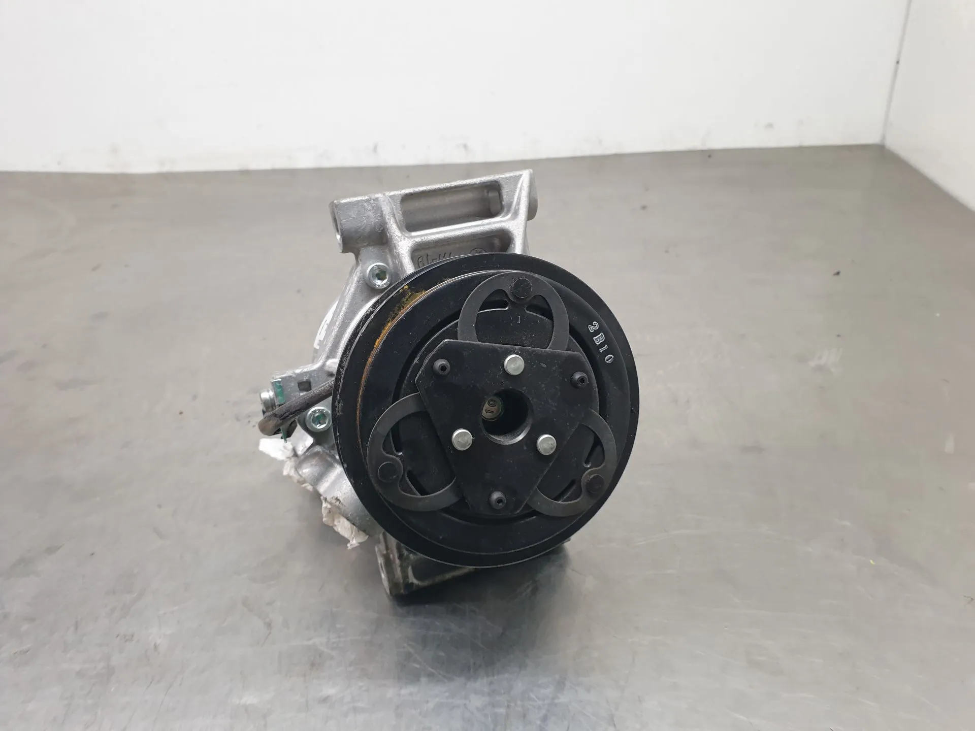 AC compressor DACIA Sandero III Imagem-1