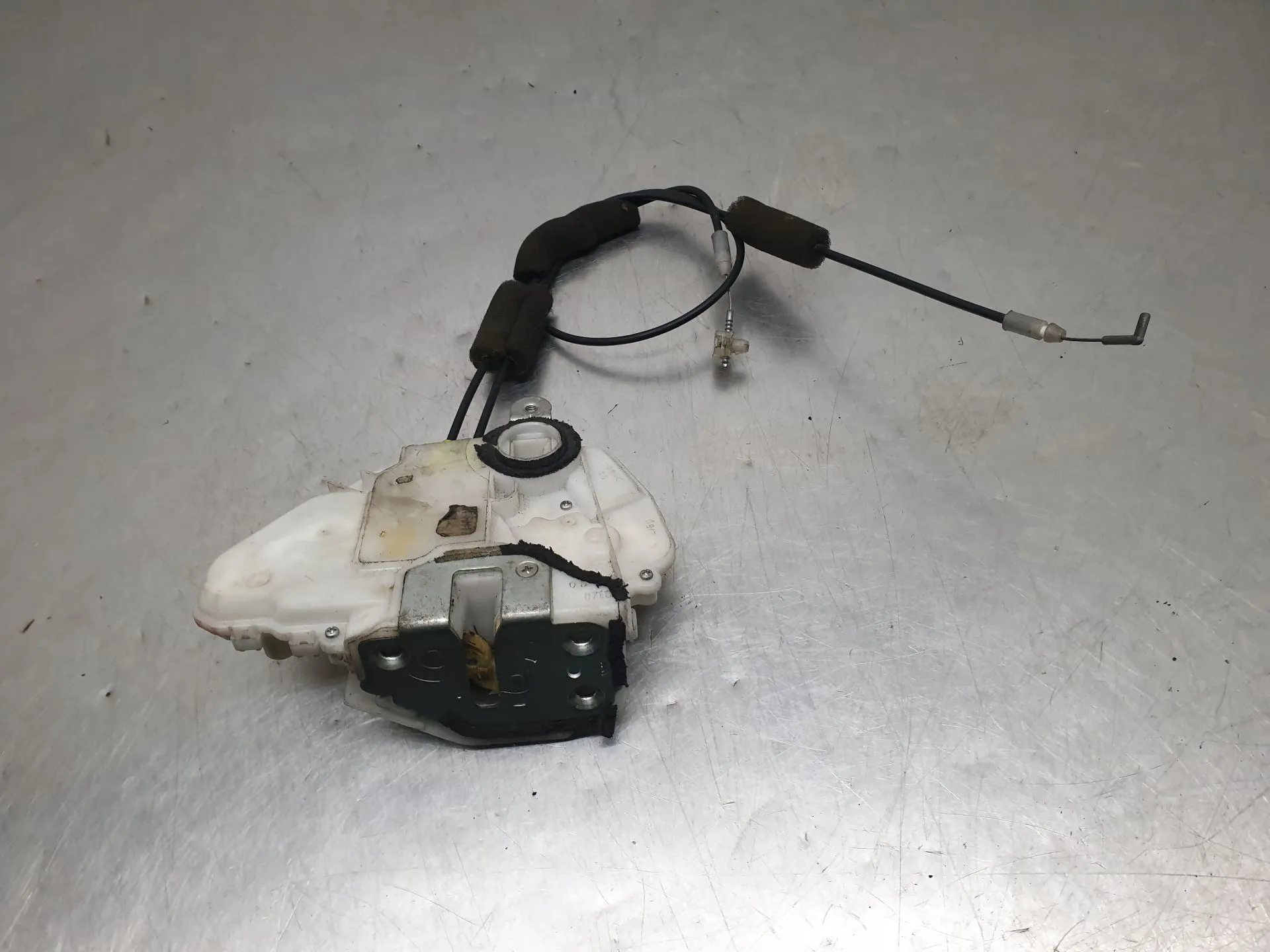 Serrure Avant Gauche HONDA Civic VIII Sedan (FD_, FA_) Imagem-1