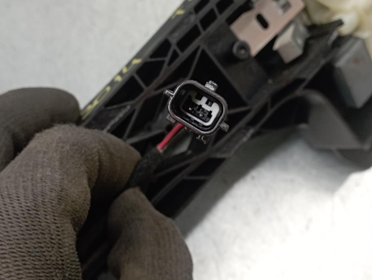 Puxador porta trás direito RENAULT Megane IV (B9A/M_) Imagem-4