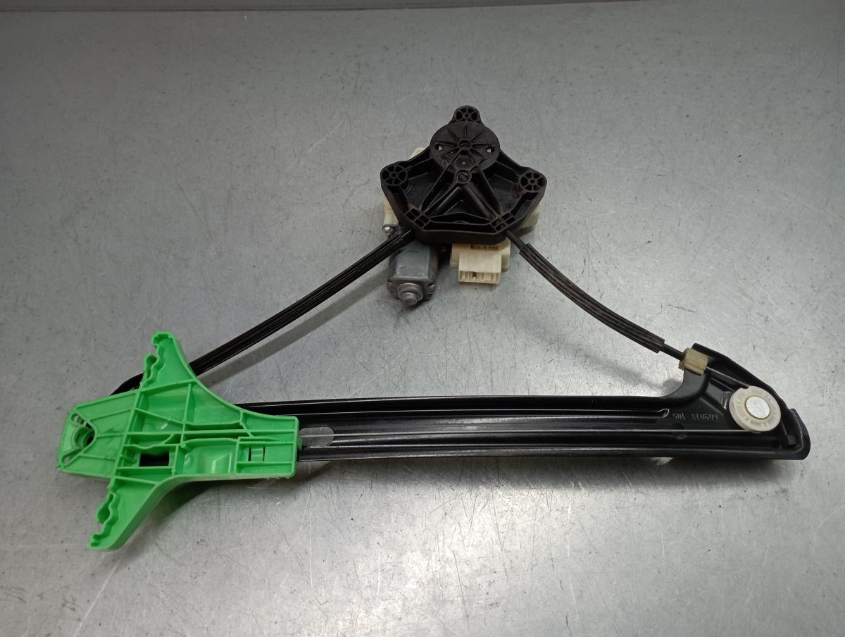 Elevador vidros trás direito VOLKSWAGEN Golf VII (5G1, BQ1, BE1, BE2) Imagem-1