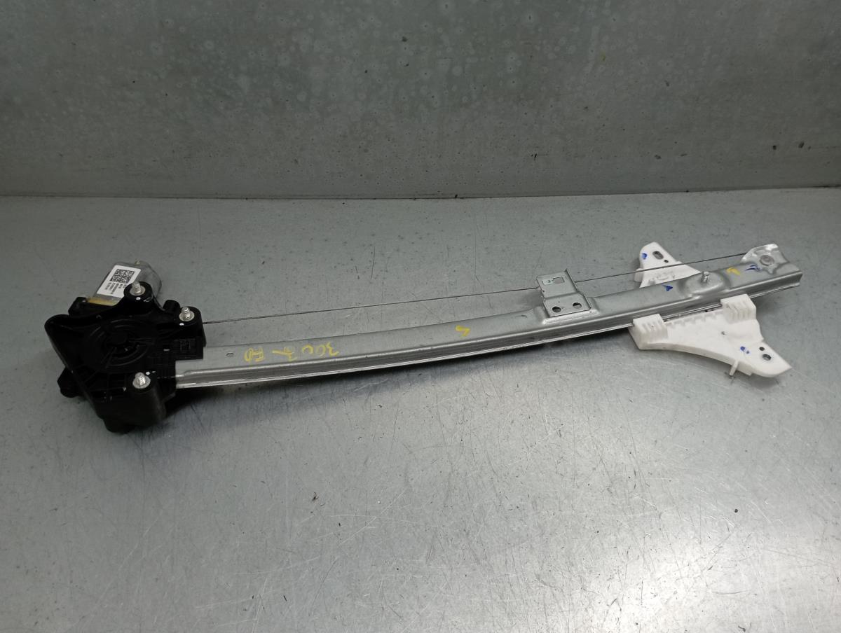 Right front window regulator HYUNDAI i20 (BC3, BI3)