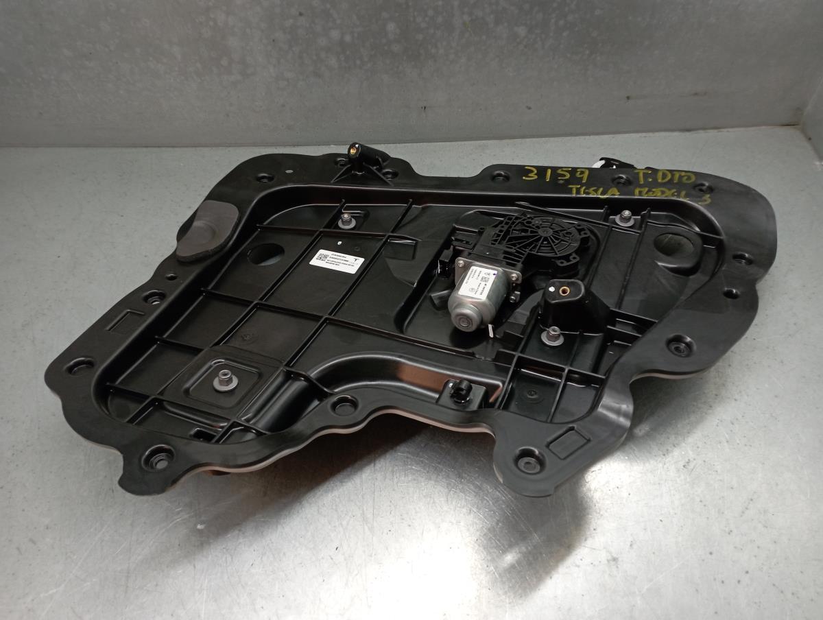 Elevador vidros trás direito TESLA Model 3 (5YJ3)
