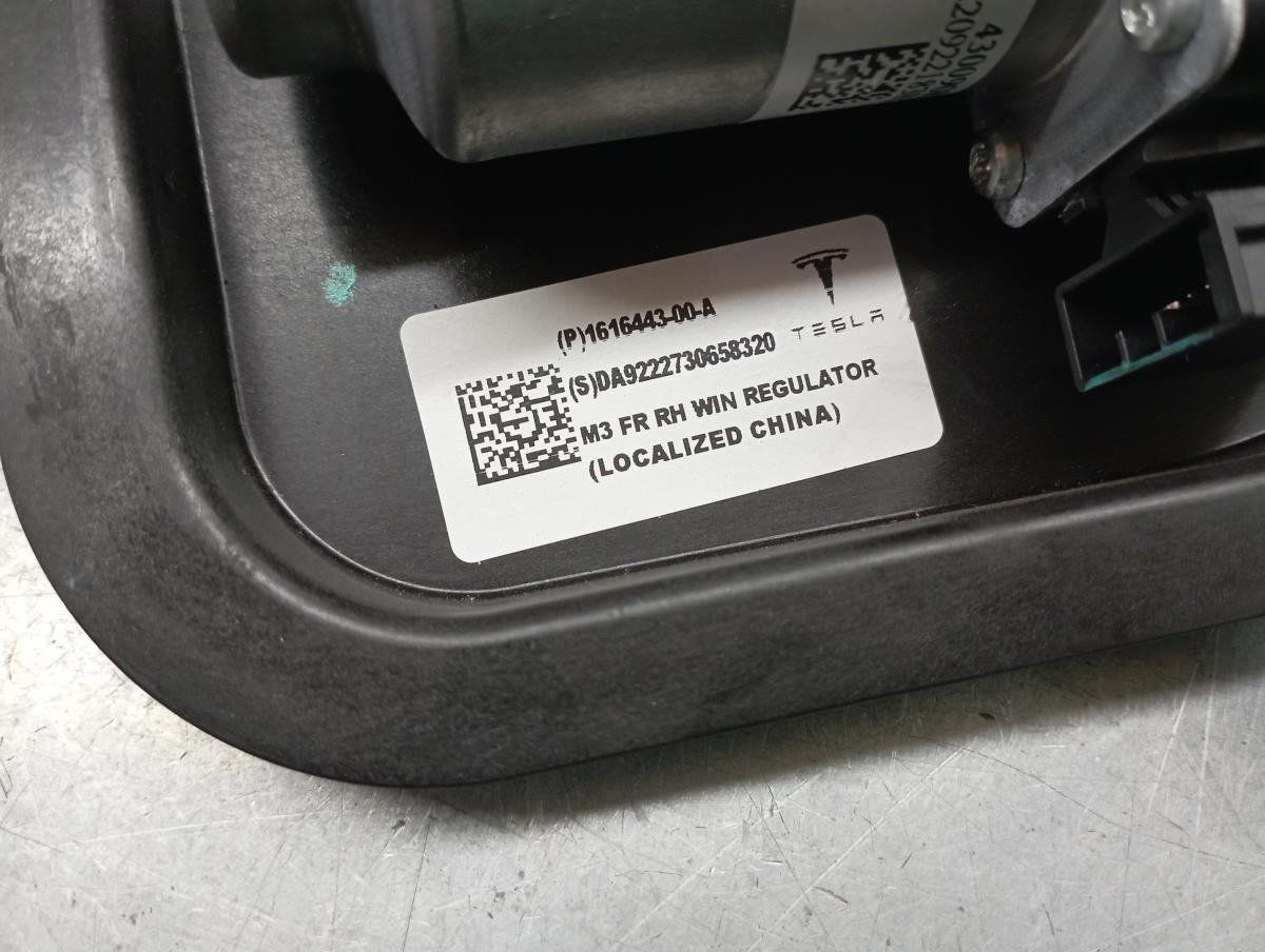 Elevador vidros frente direito TESLA Model 3 (5YJ3) Imagem-4