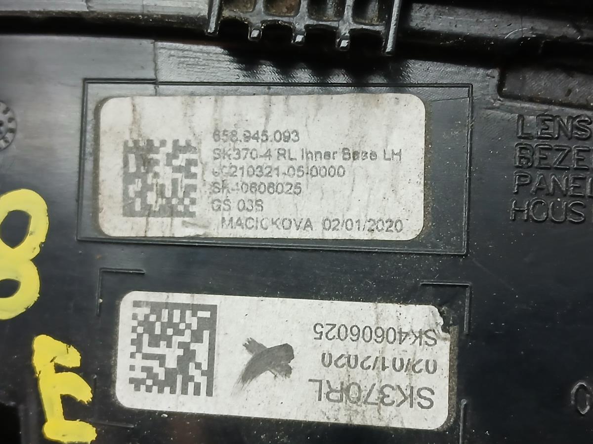 Left Tailgate light  SKODA Kamiq (NW4) Imagem-5