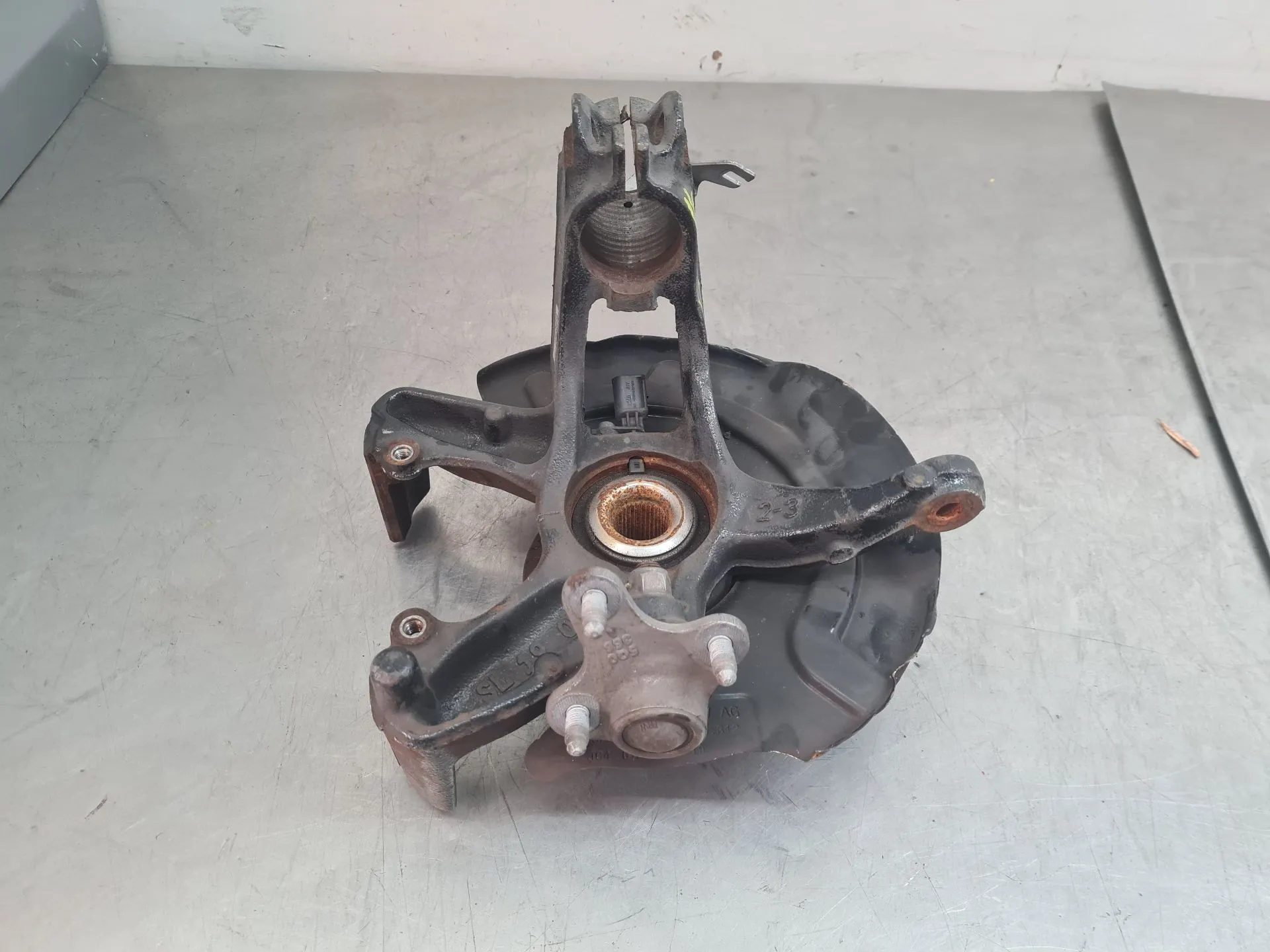 Right front steering knuckle SKODA Kamiq (NW4)