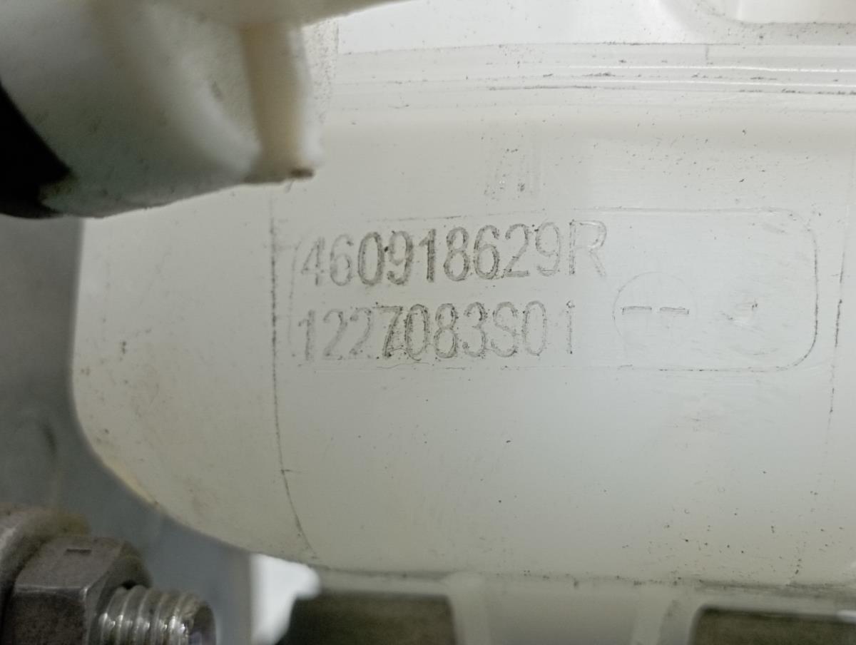 Bomba central de frenos RENAULT Kangoo III Express Imagem-3