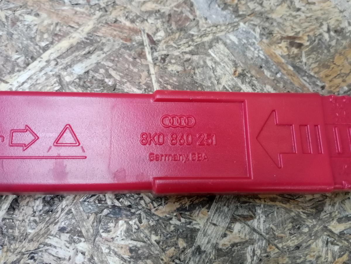 Triangolo di emergenza AUDI A1 (8X1, 8XK) Imagem-1