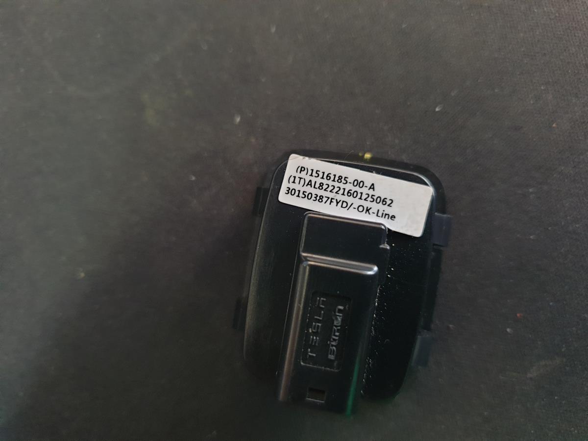 Comando / botão / interruptor multifunções TESLA Model 3 (5YJ3) Imagem-3