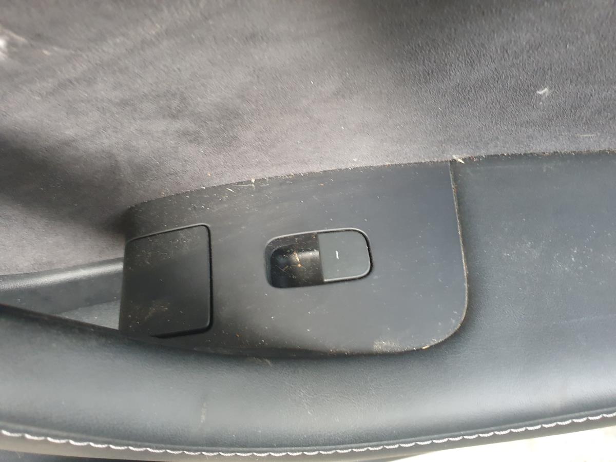 Mando / interruptor elevalunas delantero derecho TESLA Model 3 (5YJ3)