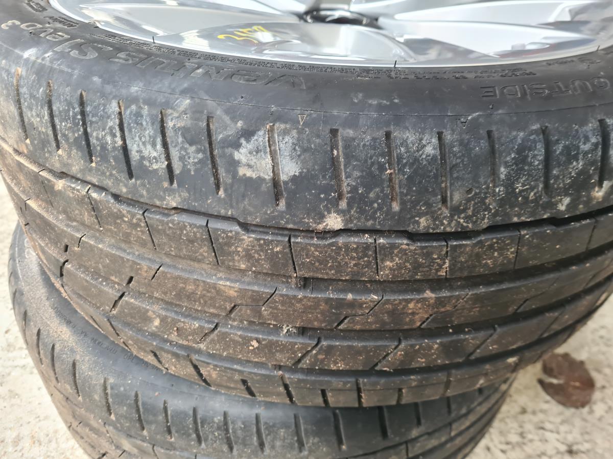 Wheel set TESLA Model 3 (5YJ3) Imagem-3