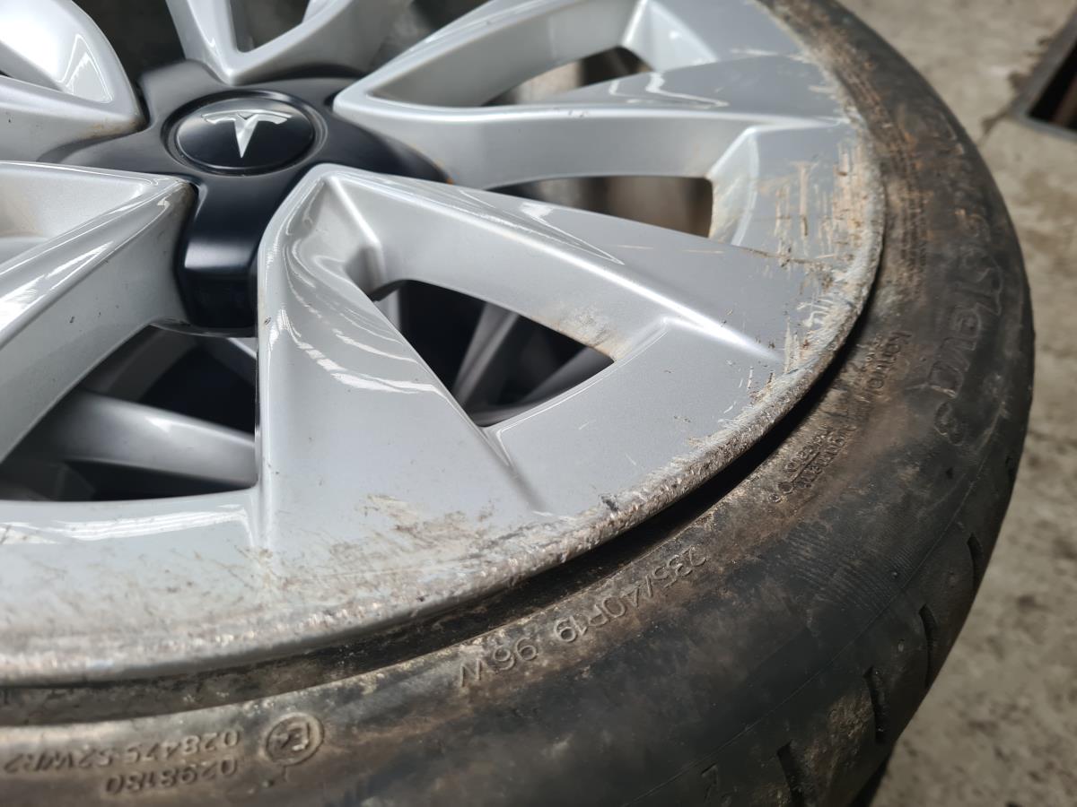 Wheel set TESLA Model 3 (5YJ3) Imagem-3