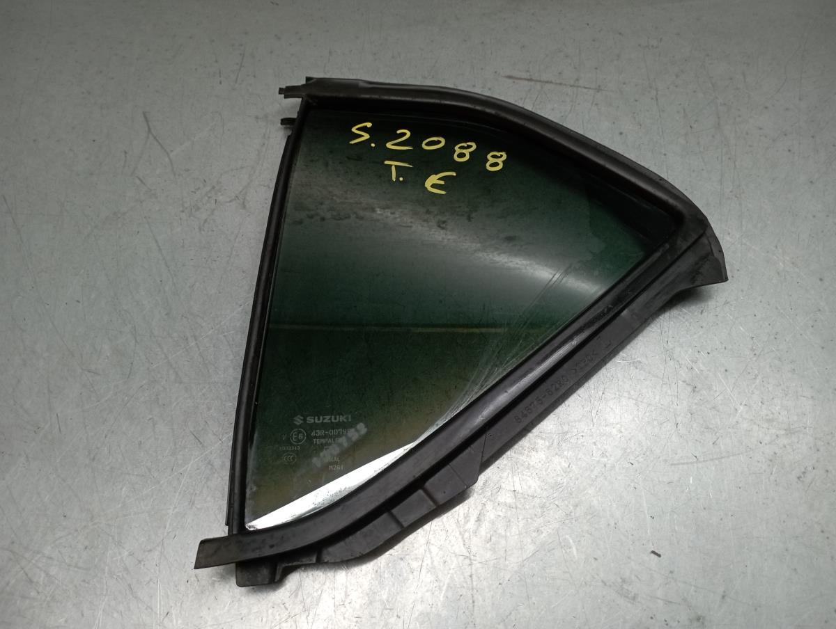 Vidro triangular da porta trás esquerdo SUZUKI Ignis III (MF)