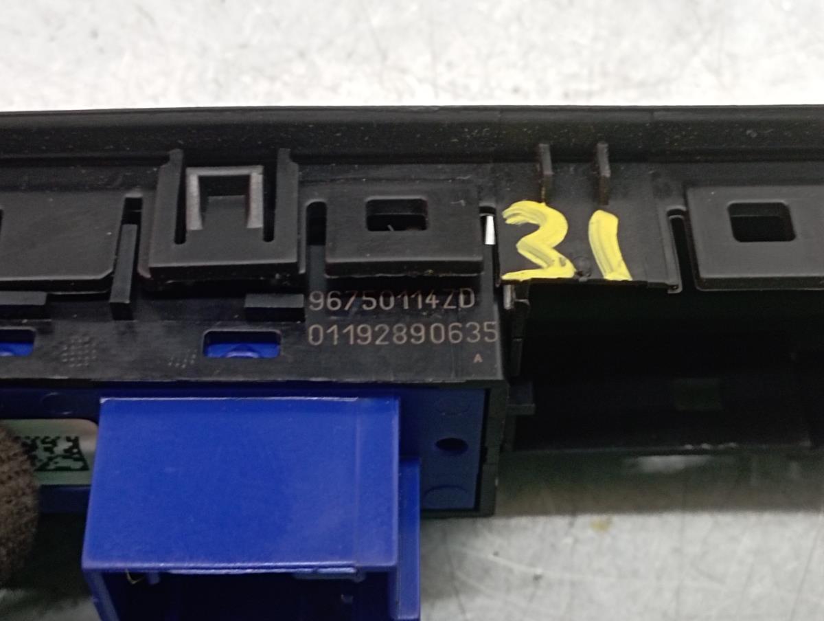 Comando / botão / interruptor multifunções PEUGEOT 208 Imagem-4