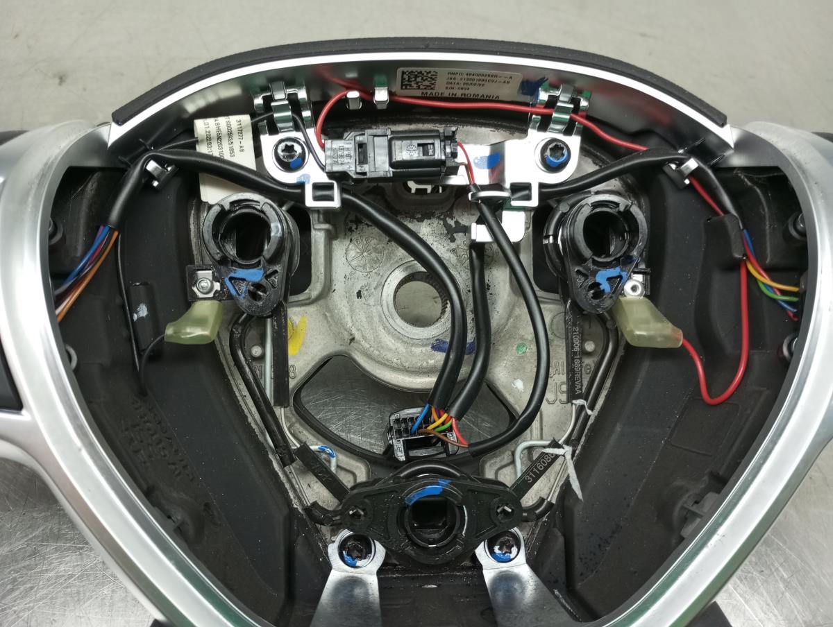 Volante DACIA Duster (HM_) Imagem-3