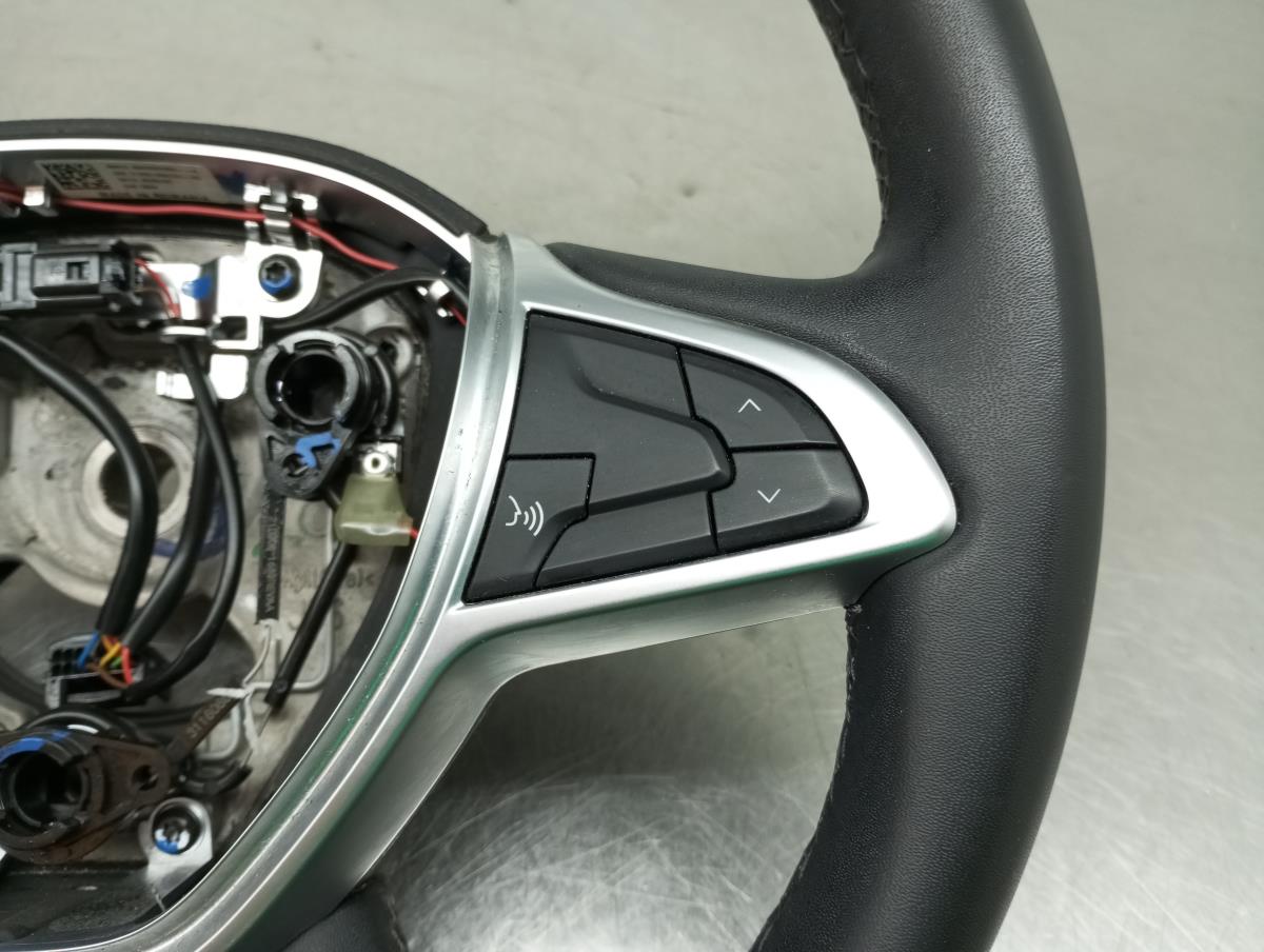 Volante DACIA Duster (HM_) Imagem-2