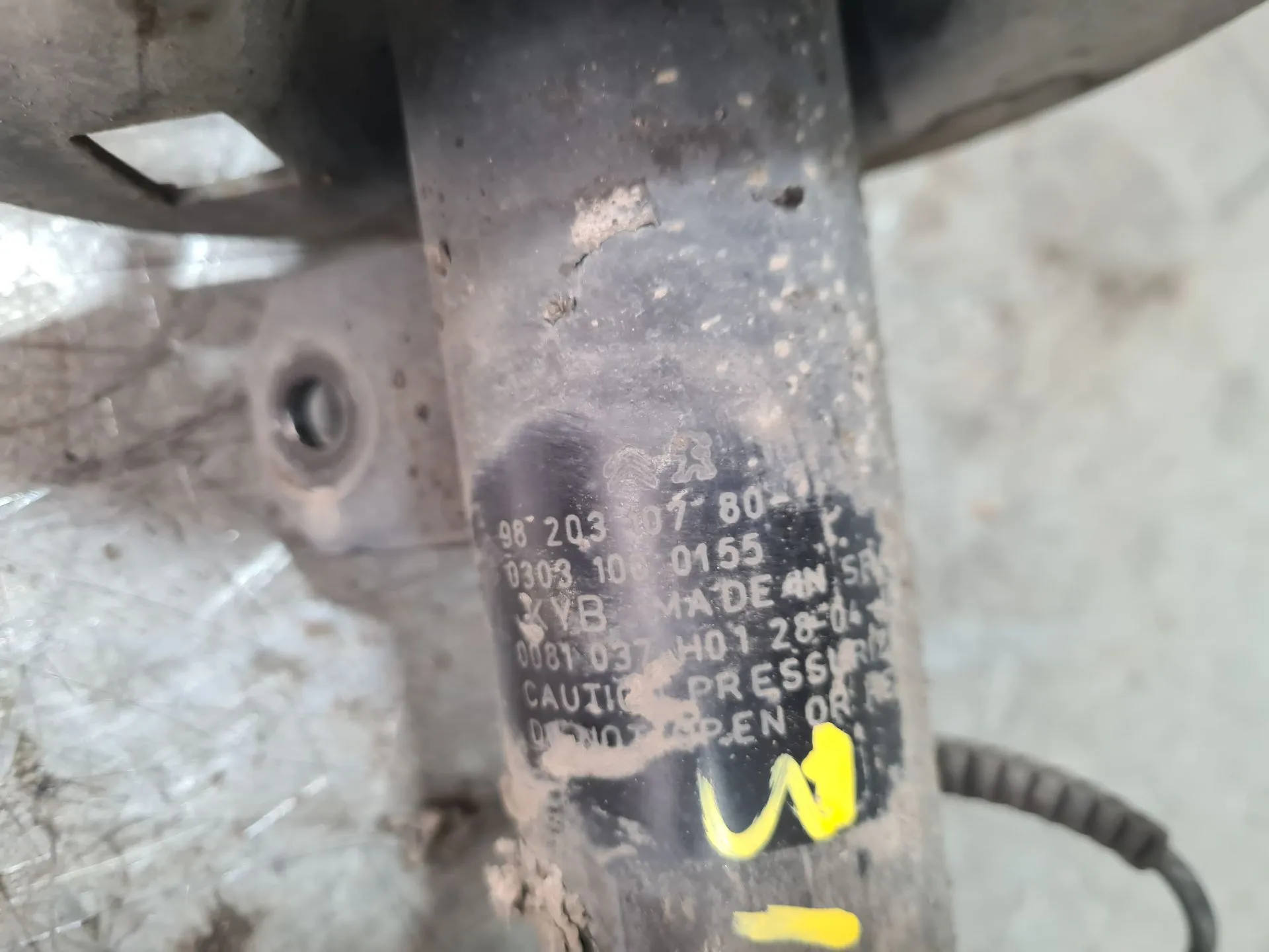 Amortecedor frente esquerdo PEUGEOT 208 Imagem-2