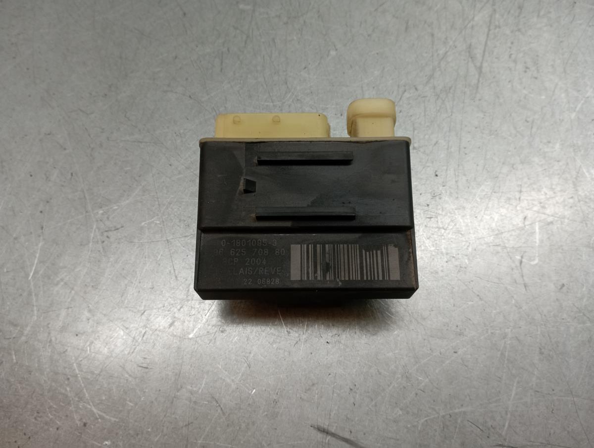 Centralina preriscaldamento candelette PEUGEOT 308 SW II Imagem-2