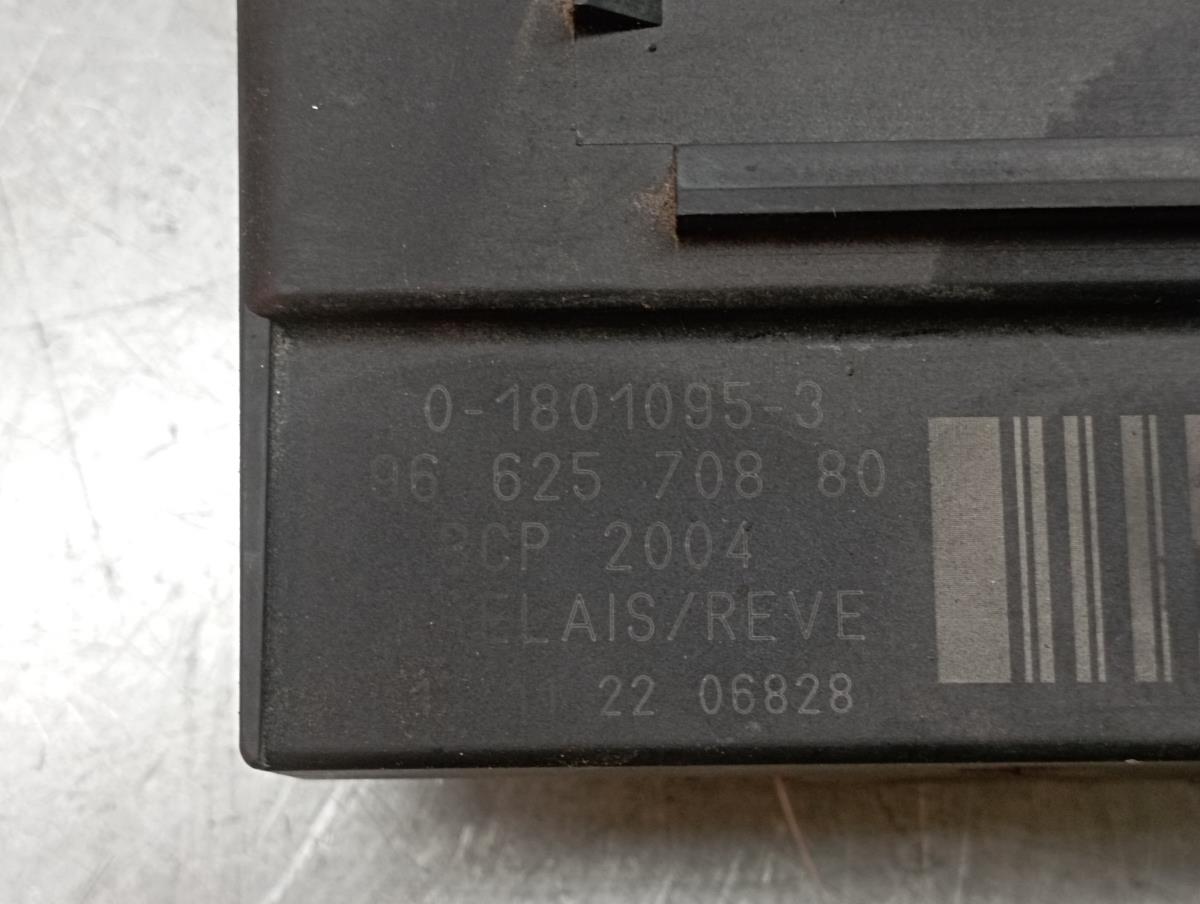 Centralina preriscaldamento candelette PEUGEOT 308 SW II Imagem-3