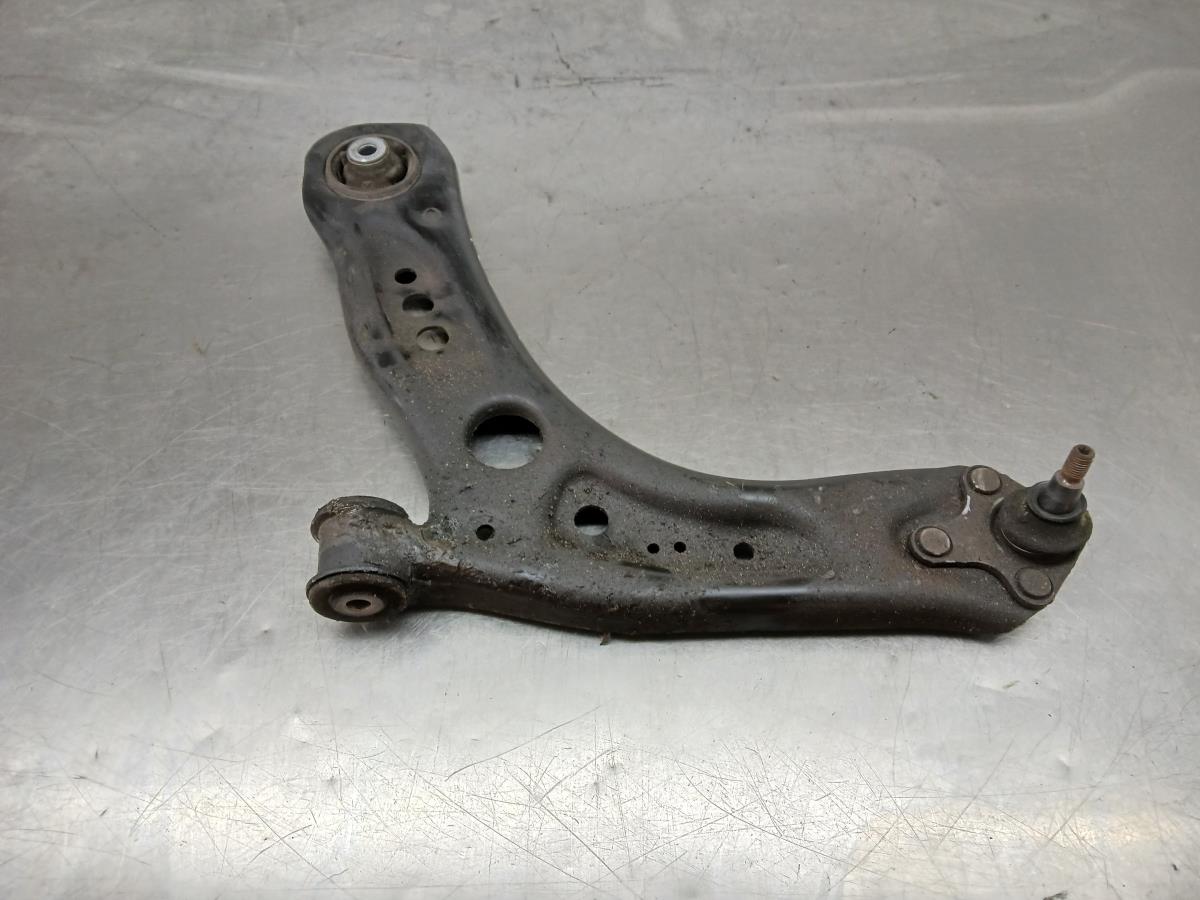 Braccio di sospensione anteriore sinistro SEAT Leon SC (5F5)