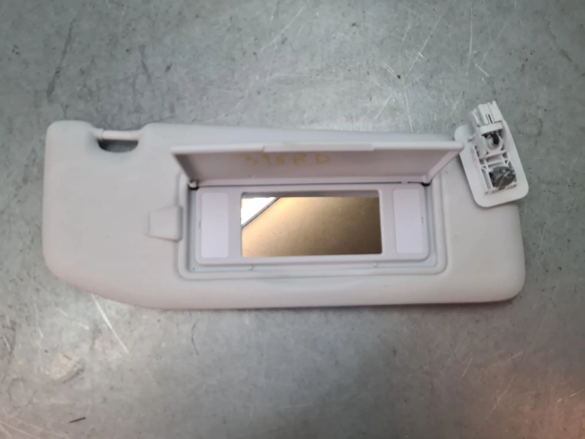 Aletta parasole destra PEUGEOT 208