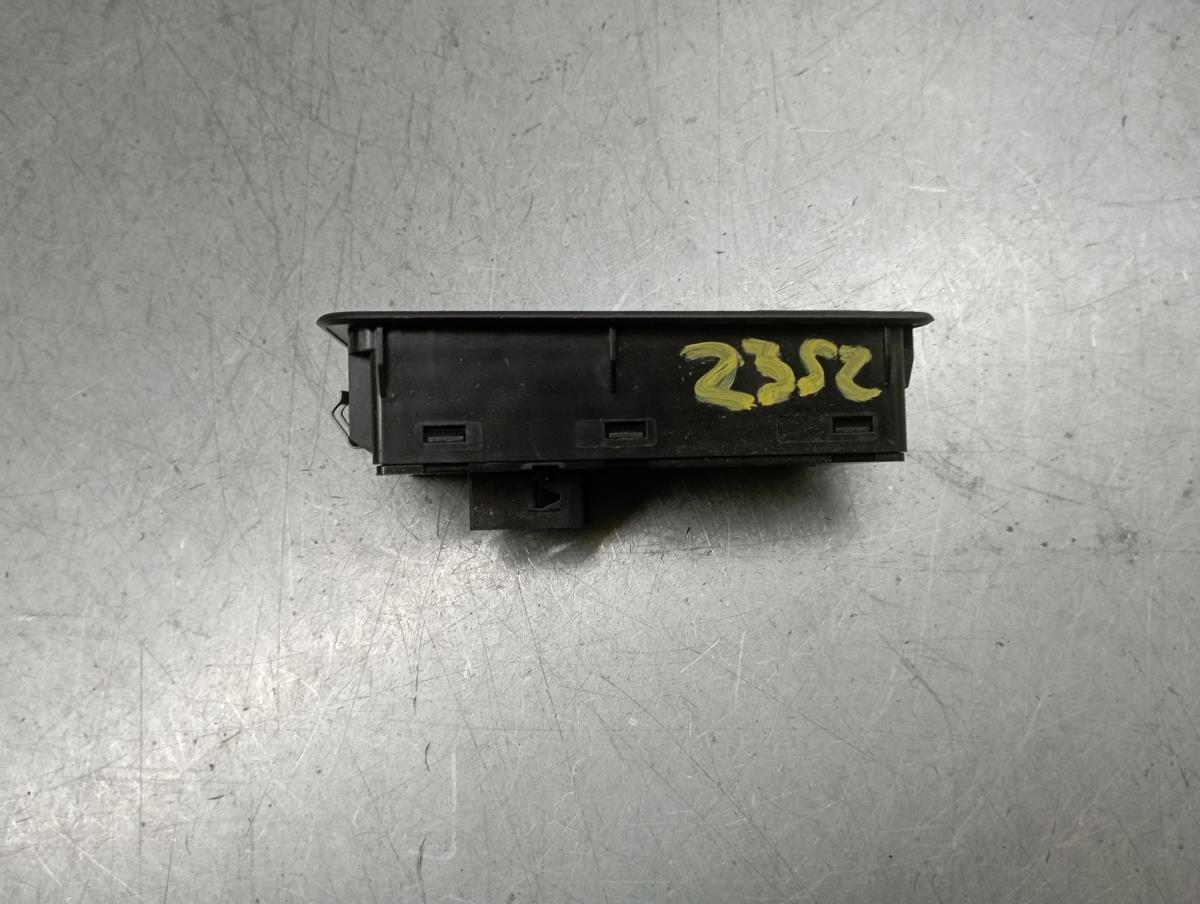 Comando / botão / interruptor multifunções PEUGEOT Bipper Tepee