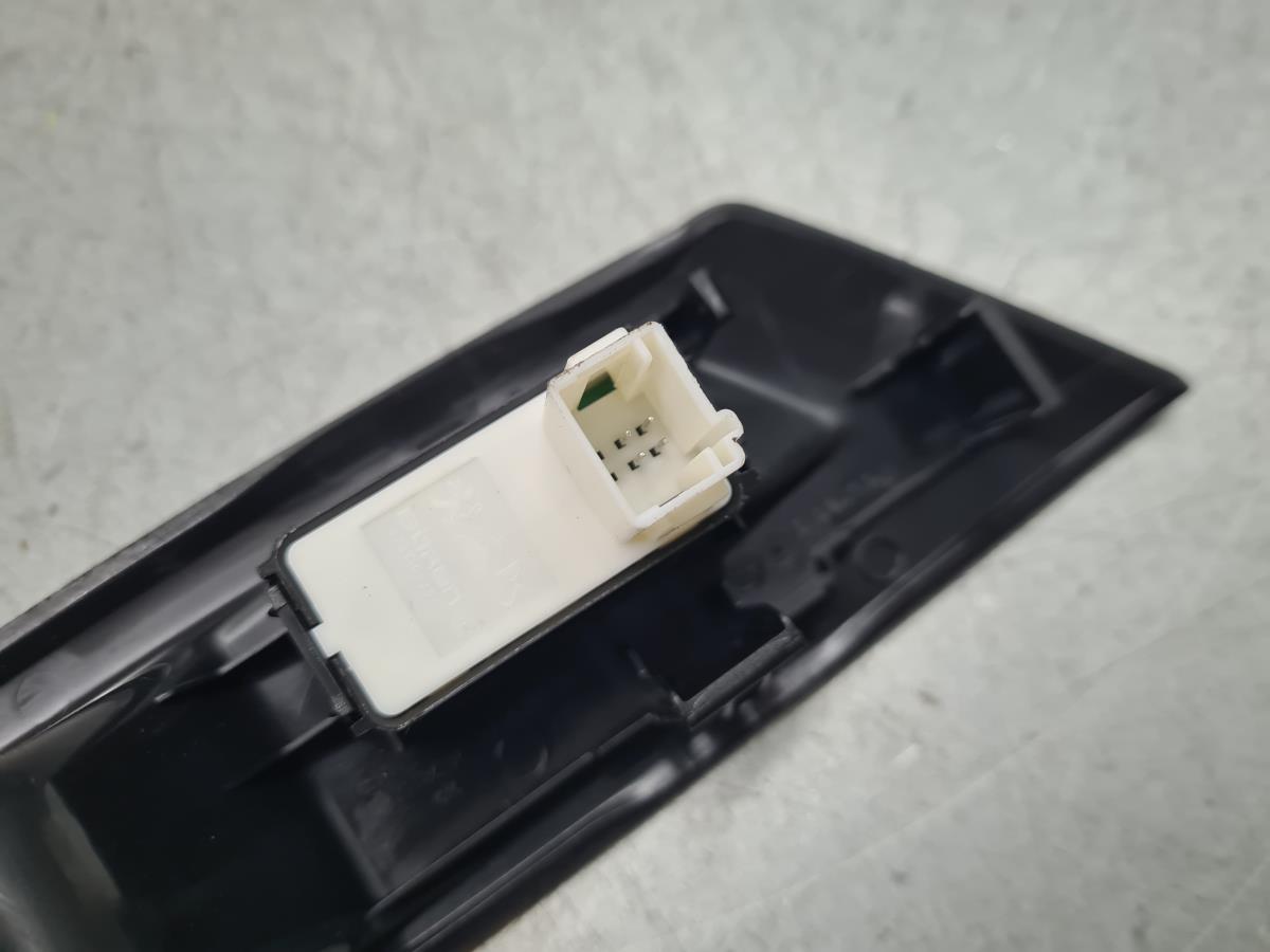 Comando / interruttore alzacristallo posteriore sinistro PEUGEOT 308 III Imagem-5