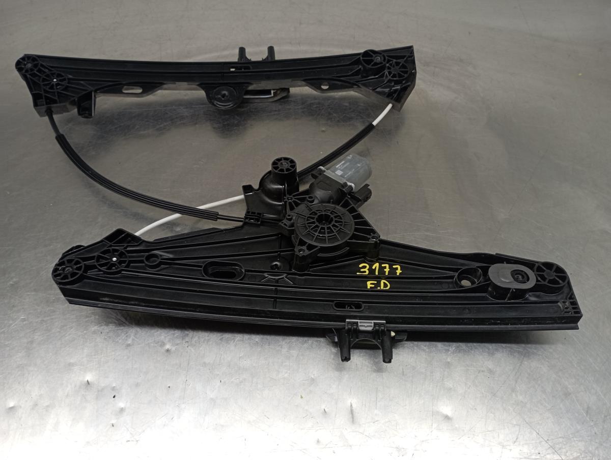 Alzavetro anteriore destro PEUGEOT 308 III