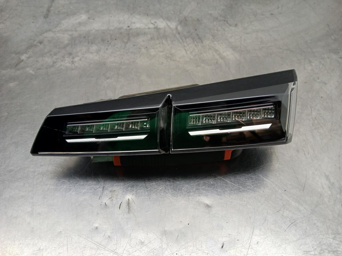 Fanale Destro Baule PEUGEOT 308 III Imagem-1