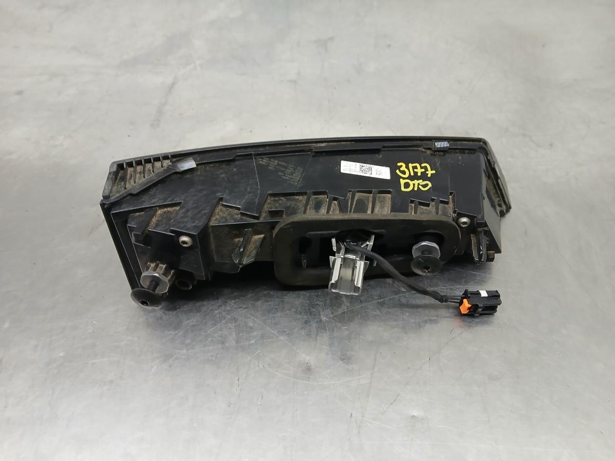 Fanale Destro Baule PEUGEOT 308 III Imagem-2