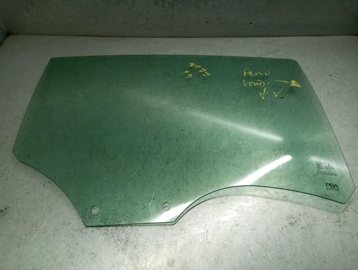 Vitre porte arrière Droite PEUGEOT 308 III