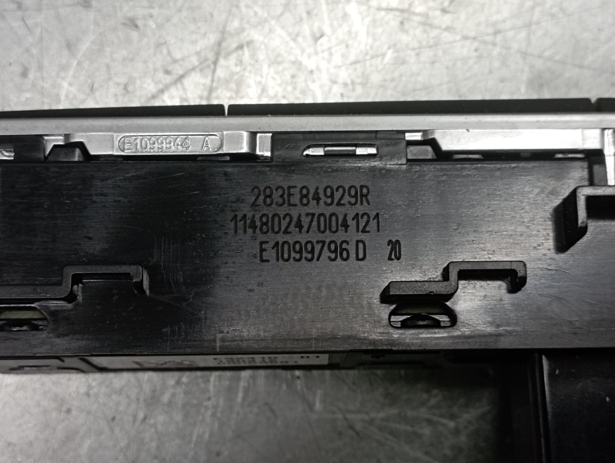 Comando / botão / interruptor multifunções RENAULT Megane IV Grandtour (K9A/M_) Imagem-3