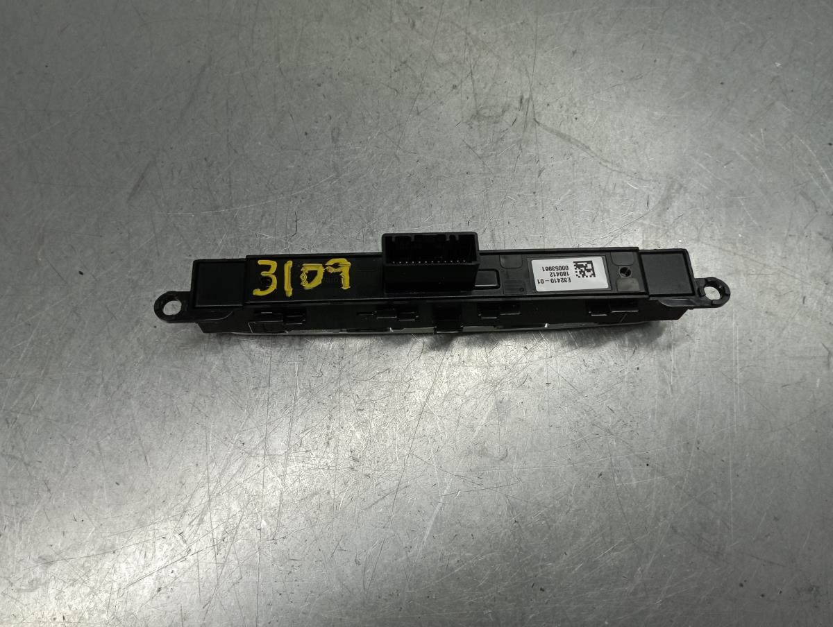 Comando / botão / interruptor multifunções RENAULT Megane IV Grandtour (K9A/M_) Imagem-1