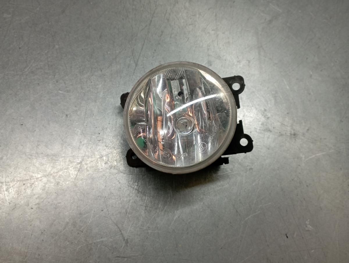 Feu antibrouillard Avant Droite PEUGEOT 208