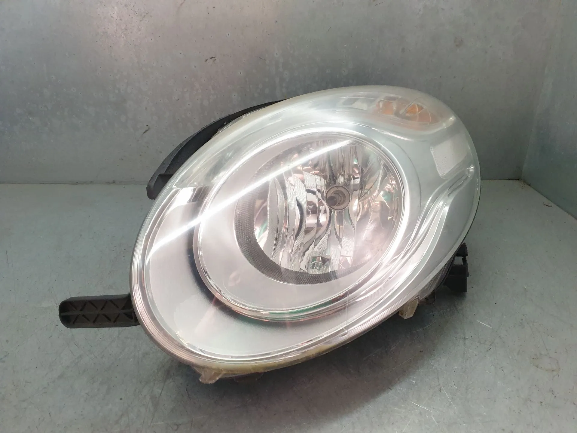 Phare avant gauche FIAT 500L (351_, 352_)