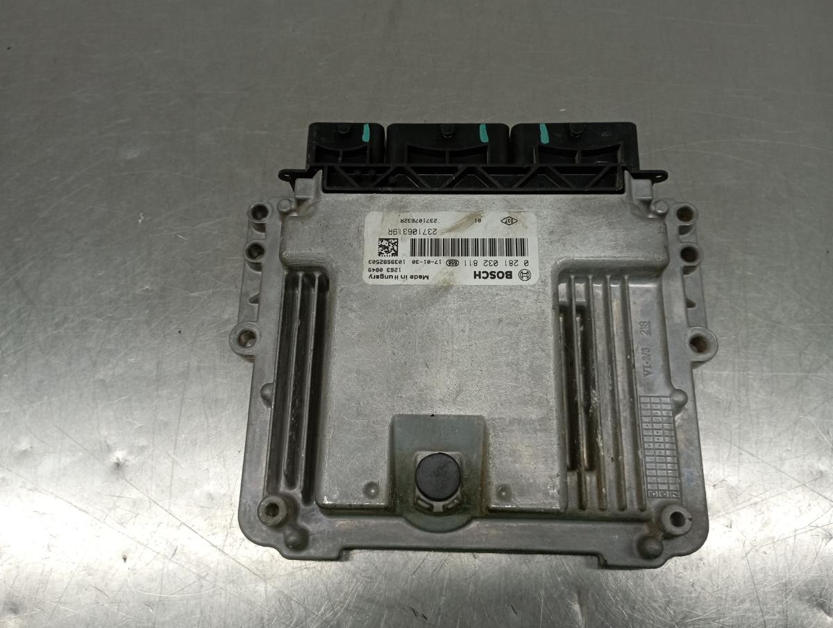 Centralina motor / ECU RENAULT Captur (J5_) Imagem-1