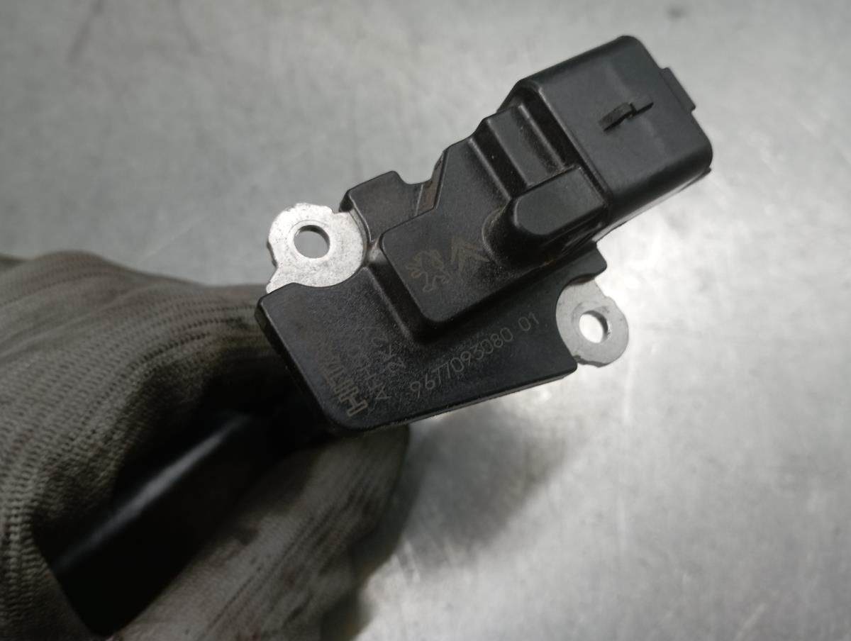 Mass Air Flow Sensor (MAF) PEUGEOT 2008 II (U_) Imagem-4