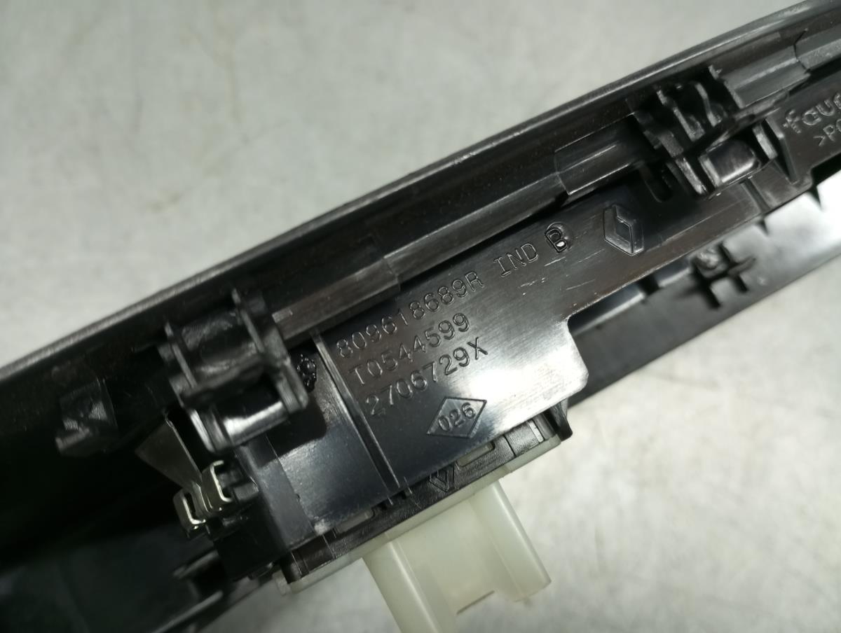 Mando / interruptor elevalunas delantero derecho RENAULT Trafic III (FG_) Imagem-4