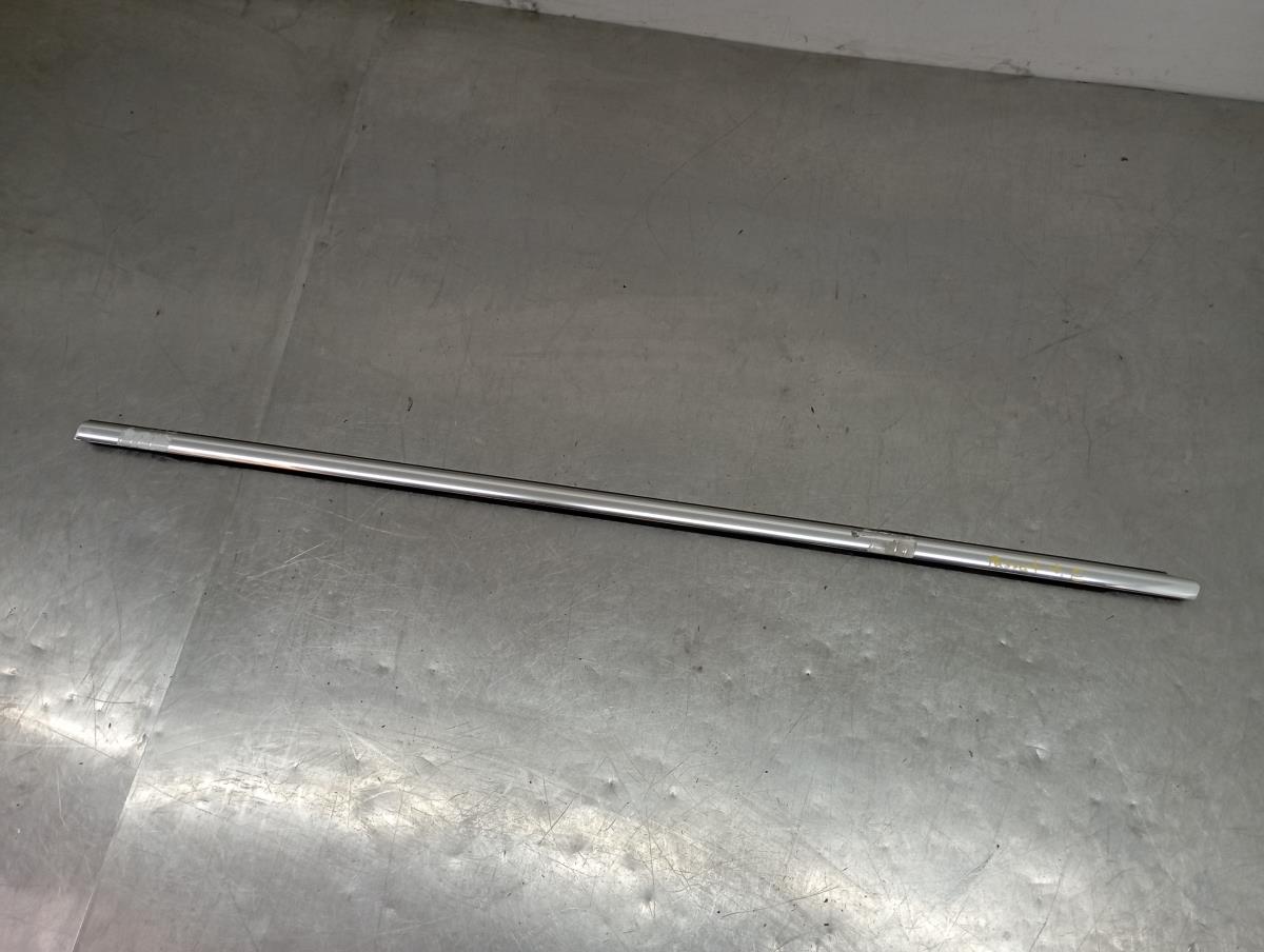 Racloir de vitre porte arrière gauche VOLKSWAGEN Passat (3G2, CB2)