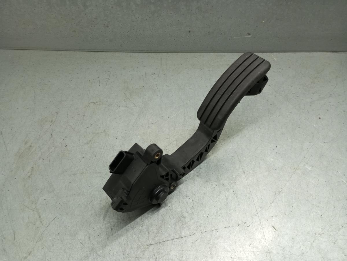Pedal acelerador RENAULT Trafic III (FG_)