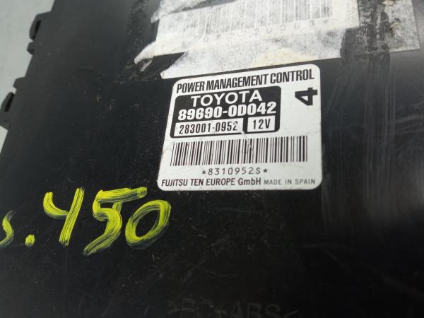 Module de confort TOYOTA Yaris (_P13_) Imagem-4