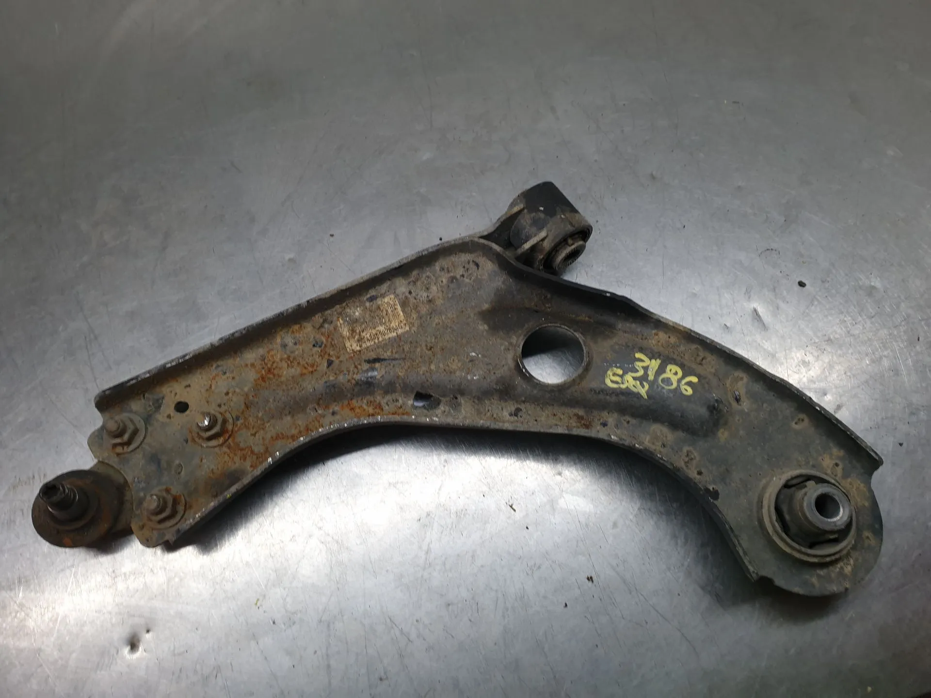 Braccio di sospensione anteriore sinistro PEUGEOT 308 SW II