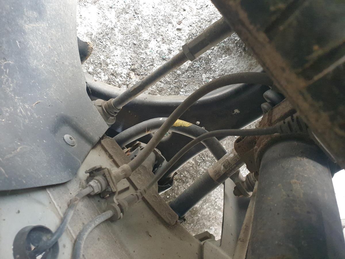 Brazo suspensión delantero izquierdo VOLKSWAGEN Caddy IV (SA)